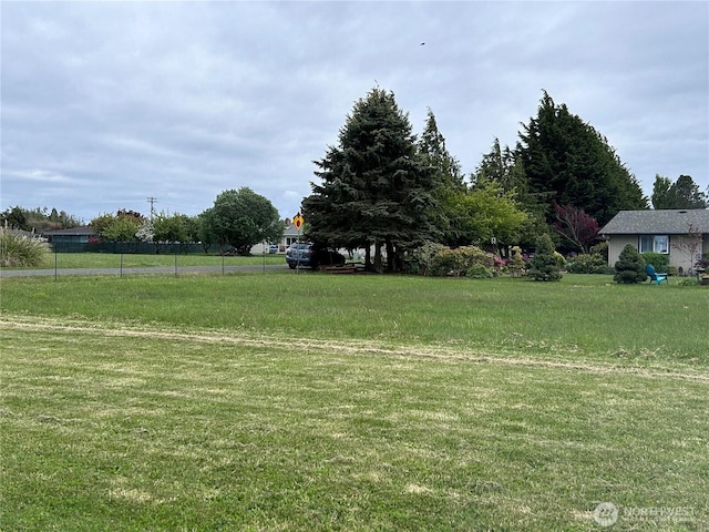 9999 Thornton Dr, Sequim, WA 98382