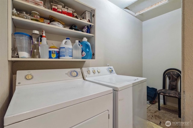 237 Reeds Rd, Touchet, WA 99360 - laundry area featuring washing machine and dryer and carpet floors