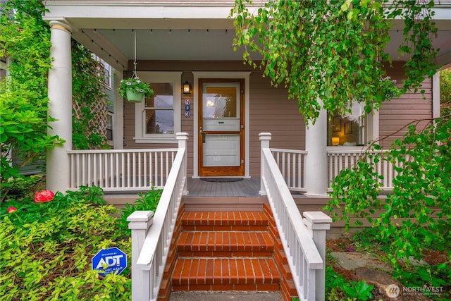 803 N 2nd St, Tacoma, WA 98403 - entrance to property featuring covered porch