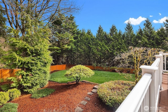 13050 SE 21st Pl, Bellevue, WA 98005 - view of yard