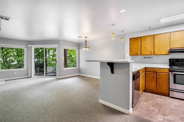 2900 W Marina Dr Unit 303, Moses Lake, WA 98837 - kitchen with stainless steel electric stove, dishwasher, baseboards, light countertops, and recessed lighting