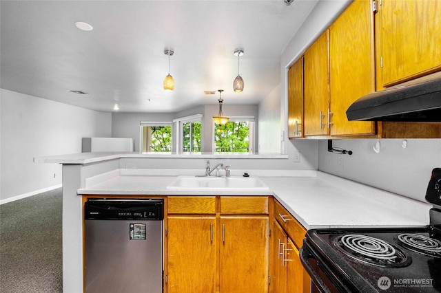 2900 W Marina Dr Unit 303, Moses Lake, WA 98837 - kitchen with dishwasher, black electric range, a sink, light countertops, and under cabinet range hood