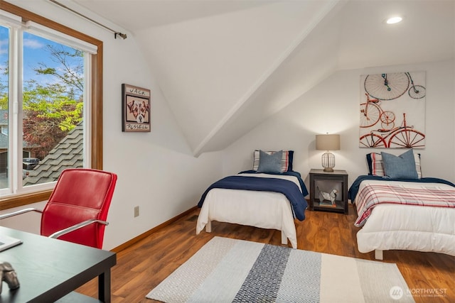 4816 118th Ave NE, Kirkland, WA 98033 - bedroom featuring lofted ceiling, wood finished floors, recessed lighting, and baseboards