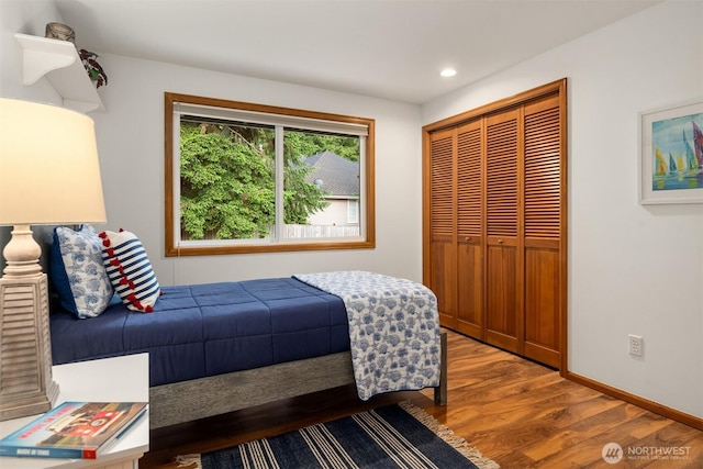 4816 118th Ave NE, Kirkland, WA 98033 - bedroom with wood finished floors, recessed lighting, a closet, and baseboards