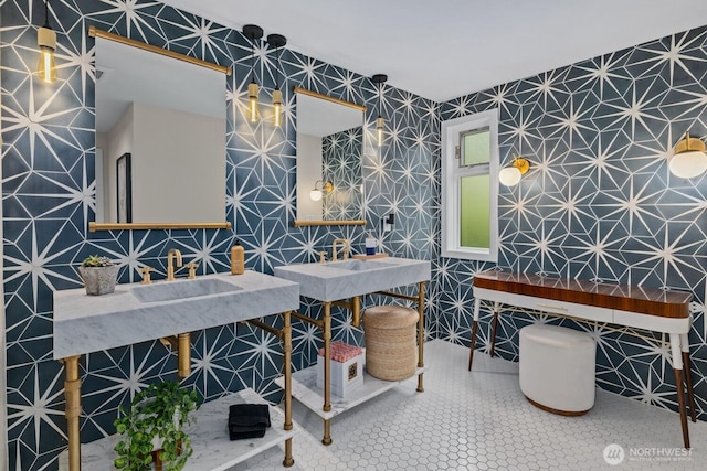 725 1st St S Unit 104, Kirkland, WA 98033 - miscellaneous room featuring tile walls