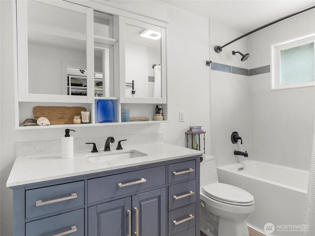 5431 Anton Ct SE, Olympia, WA 98501 - bathroom with toilet, vanity, and shower / tub combo with curtain