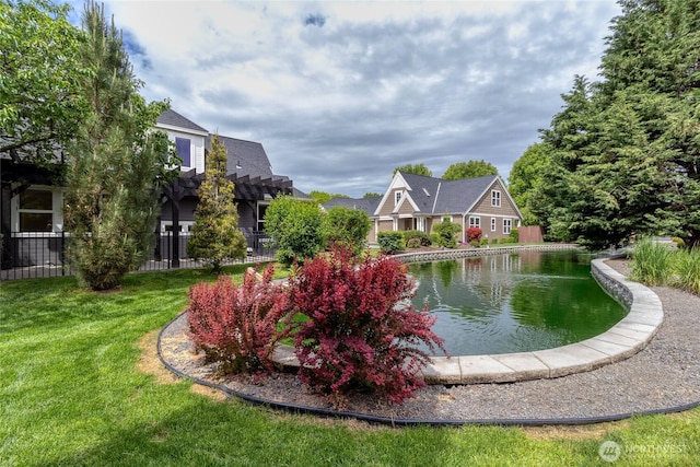 711 SE Pheasant Run, College Place, WA 99324 - surrounding community featuring a pergola and a water view