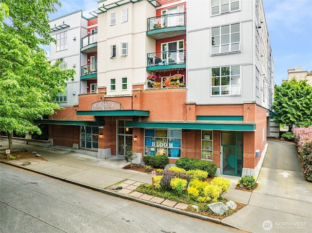 2331 42nd Ave SW Unit 403, Seattle, WA 98116 - view of property