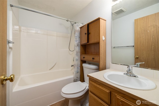 463 Rohrer Loop, Sedro Woolley, WA 98284 - full bath with shower / bath combo with shower curtain and vanity