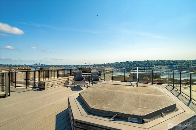 1504 Aurora Ave N Unit 407, Seattle, WA 98109 - view of deck