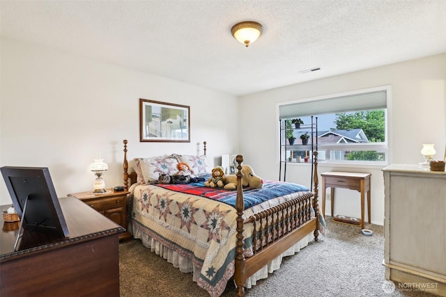 bedroom with carpet