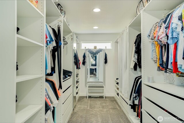 515 N Shelley Ave, Othello, WA 99344 - spacious closet with light carpet
