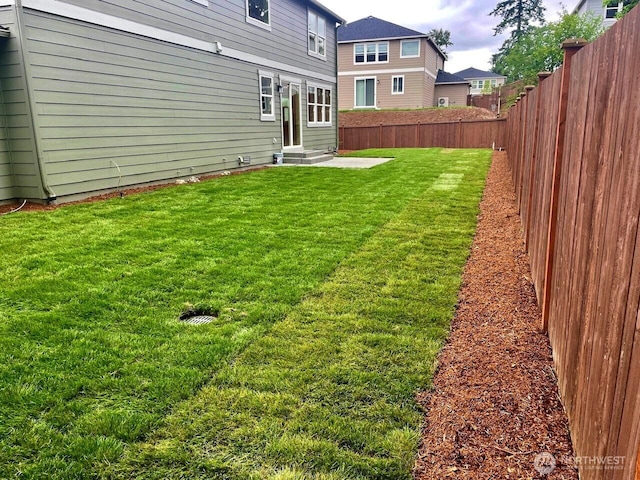 13225 164th Ave SE Unit 203, Renton, WA 98059 - fenced backyard featuring entry steps