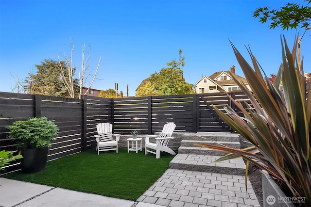 view of yard with a patio
