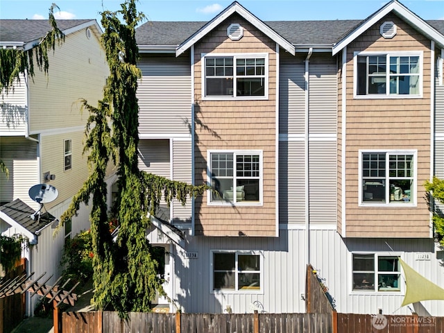 1123 N 94th St Unit A, Seattle, WA 98103 - view of front of property