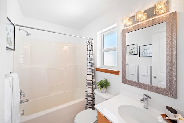 1123 N 94th St Unit A, Seattle, WA 98103 - bathroom with toilet, vanity, and shower / tub combo
