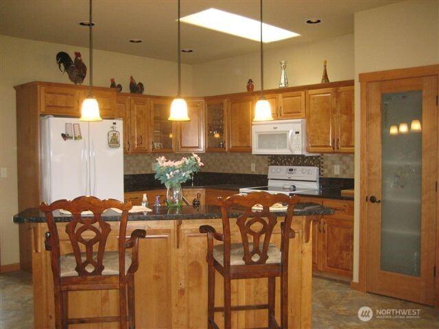 103 Village Dr, Manson, WA 98831 - photo 5