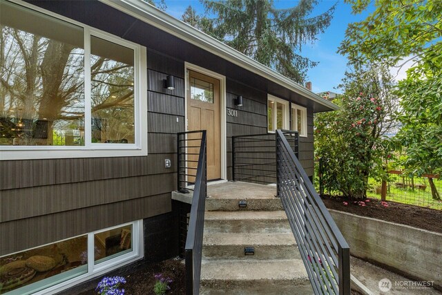 view of property entrance