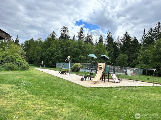 10915 Maple Pl, Anderson Island, WA 98303