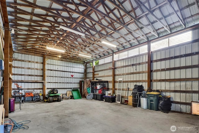 7135 W 40th Dr, Ferndale, WA 98248 - garage featuring metal wall