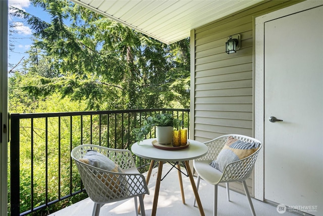 11307 NE 128th St Unit G204, Kirkland, WA 98034 - view of balcony