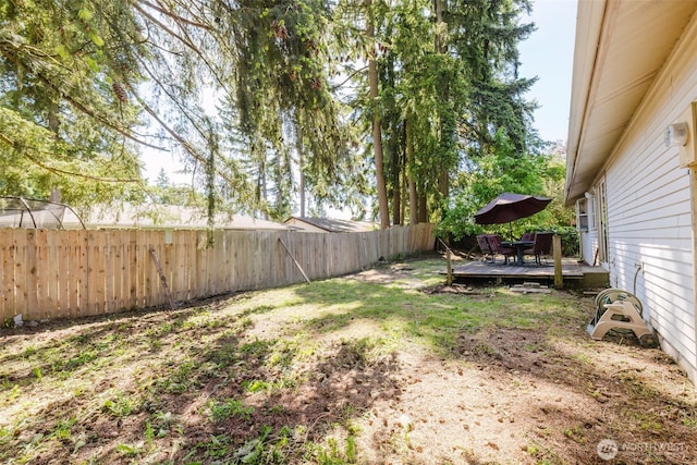 3160 SE Pierson St, Port Orchard, WA 98366 - fenced backyard with a deck
