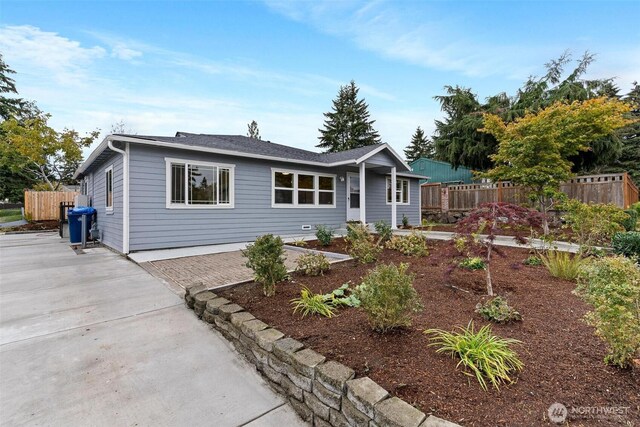 1332 SW 114th St, Seattle, WA 98146 - photo 1