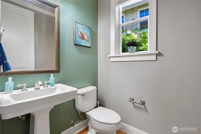 6611 Waterton Cir, Mukilteo, WA 98275 - bathroom with baseboards and toilet