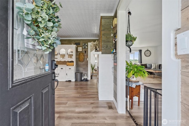 6515 Lawrence Rd, Everson, WA 98247 - entryway with light wood-style floors