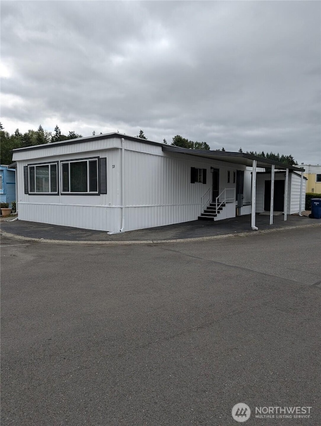 2302 R St SE Unit 128, Auburn, WA 98002 - view of manufactured / mobile home