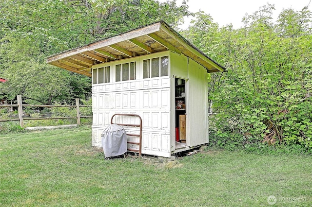 472 Iris Ln, Camano Island, WA 98282 - view of shed