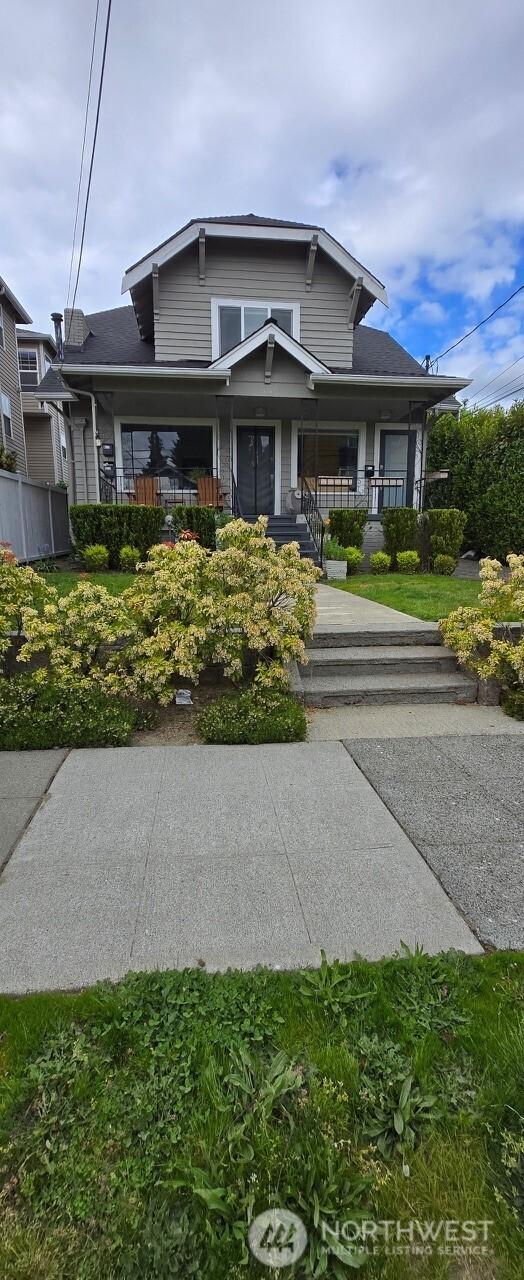 816 N 43rd St, Seattle, WA 98103 - view of front of property with covered porch