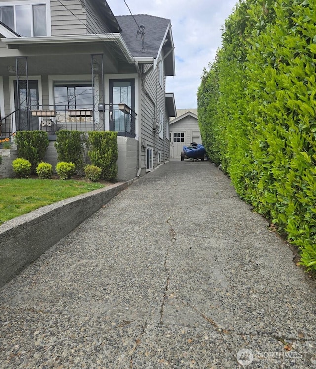 816 N 43rd St, Seattle, WA 98103 - view of property exterior featuring a porch