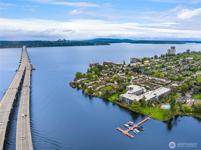 2501 Canterbury Ln E Unit 318, Seattle, WA 98112 - bird's eye view of a large body of water
