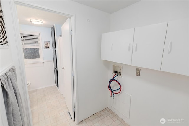 1101 S Scheuber Rd # 27, Centralia, WA 98531 - clothes washing area with washer hookup and cabinet space