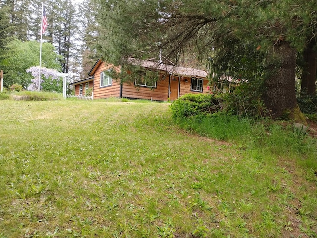 view of grassy yard