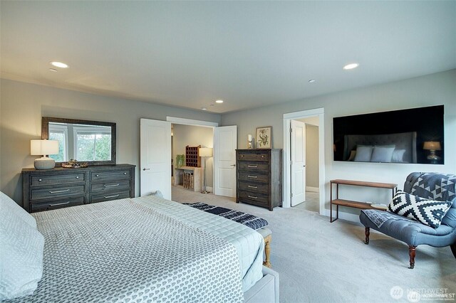 7223 NE 118th Ct, Kirkland, WA 98034 - bedroom featuring light carpet, recessed lighting, and baseboards