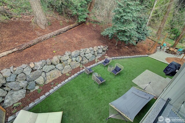 7223 NE 118th Ct, Kirkland, WA 98034 - view of yard featuring a patio area