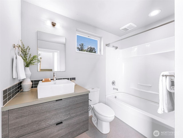 4757 Delridge Way SW, Seattle, WA 98106 - full bath with toilet, vanity, and tub / shower combination