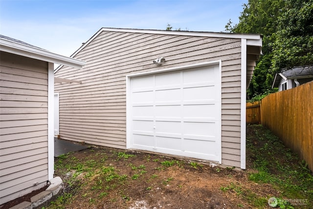 18771 Harris Ave NE, Suquamish, WA 98392 - detached garage with fence