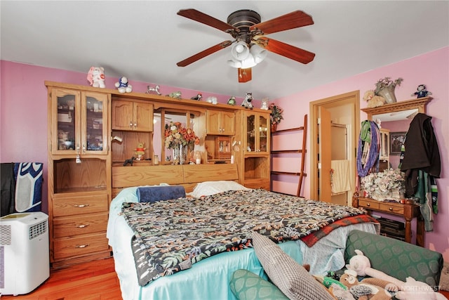 1431 Chatham Dr SE, Olympia, WA 98513 - bedroom with light wood-style floors