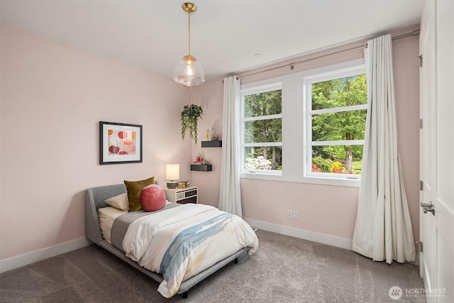 8326 84th Ave SE, Mercer Island, WA 98040 - bedroom featuring baseboards and carpet