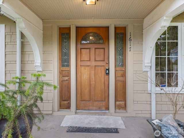 view of property entrance