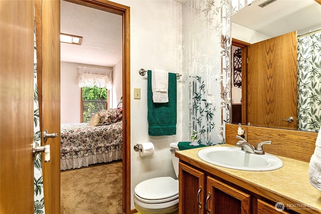 130 E Way To Tipperary St, Shelton, WA 98584 - ensuite bathroom featuring healthy amount of natural light, toilet, and vanity