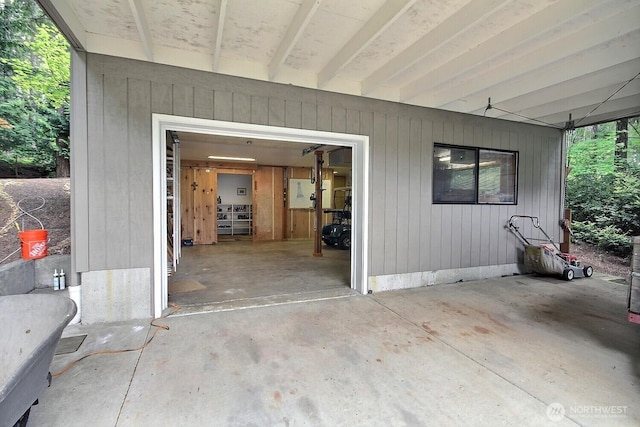 130 E Way To Tipperary St, Shelton, WA 98584 - view of garage