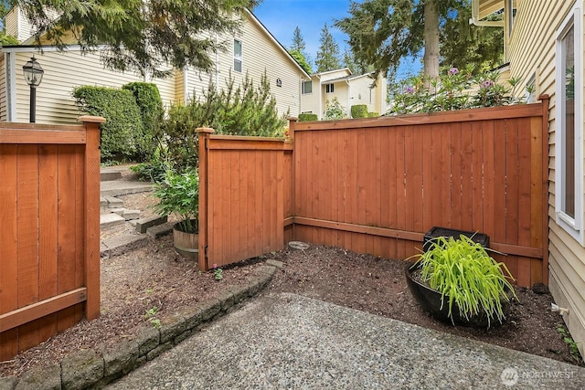12024 101st Ave NE Unit E3, Kirkland, WA 98034 - view of yard