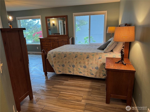 2615 Sea Crest Ave N, Long Beach, WA 98631 - bedroom featuring wood tiled floors and baseboards