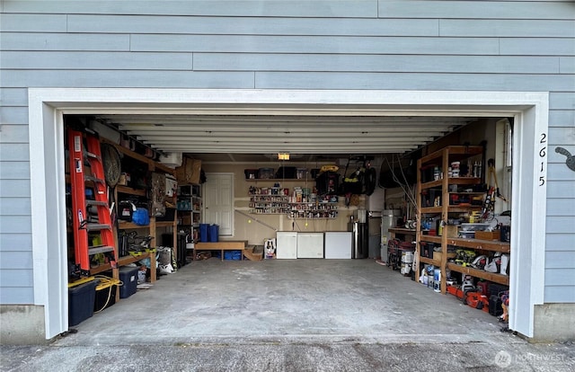 2615 Sea Crest Ave N, Long Beach, WA 98631 - view of garage