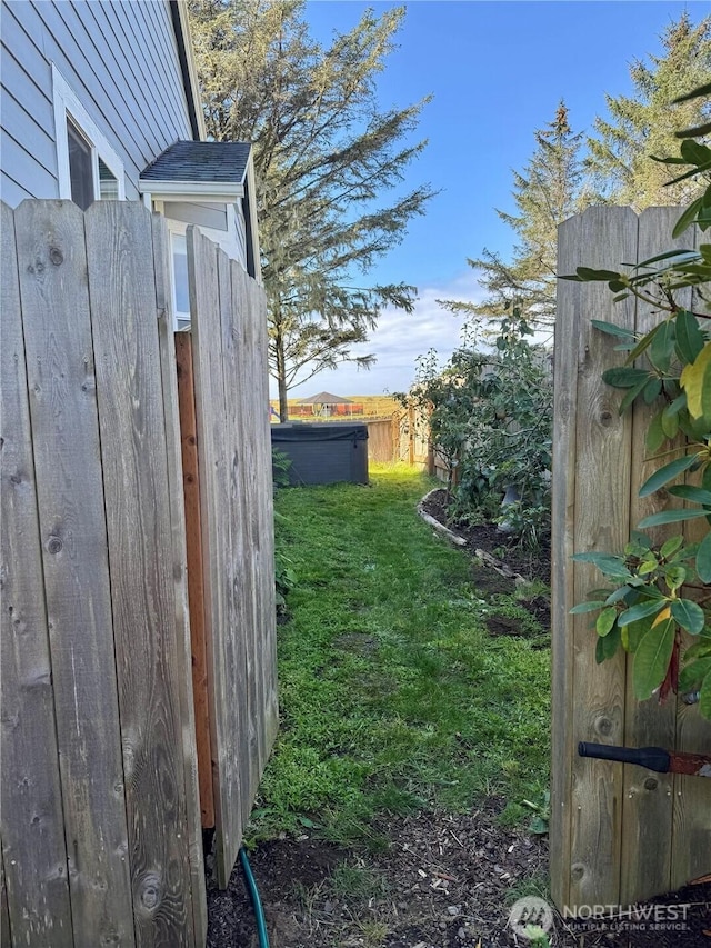 2615 Sea Crest Ave N, Long Beach, WA 98631 - view of green lawn