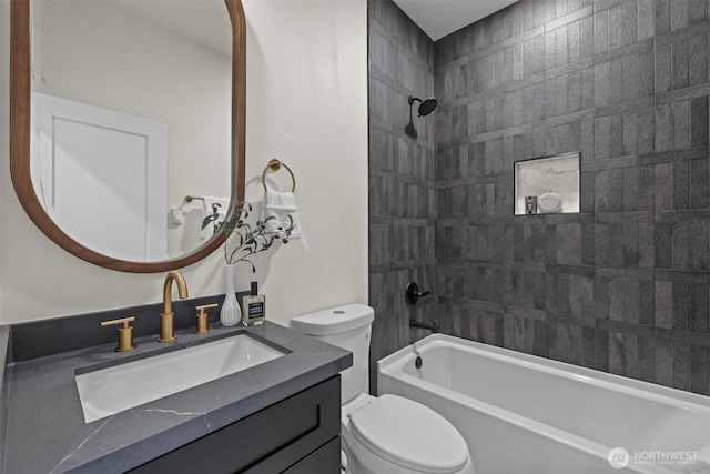 2711 10th Ave W, Seattle, WA 98119 - full bathroom featuring toilet, shower / washtub combination, and vanity